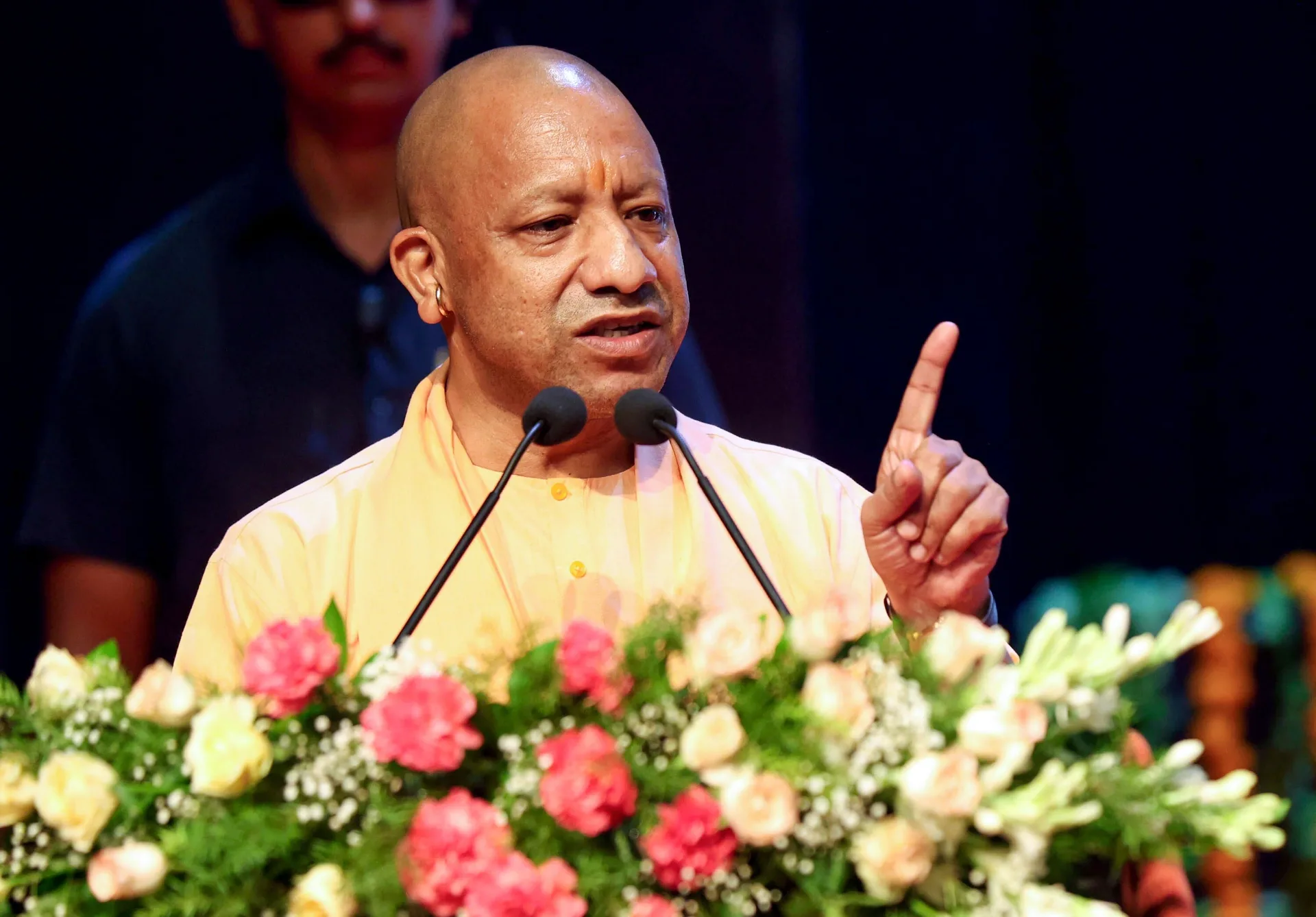 ‘जब माफिया के सामने बेबस थी पुलिस, तब कैसे पलटी बाजी?’ टेकसंगम 2026 में सीएम योगी ने सुनाया चौंकाने वाला किस्सा, AI को लेकर भी दी बड़ी चेतावनी!